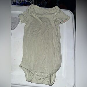 Kyte baby bodysuit